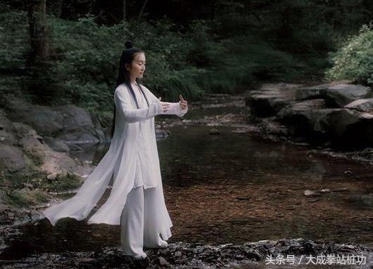 气血不足百病生,用站桩把气血补起来!