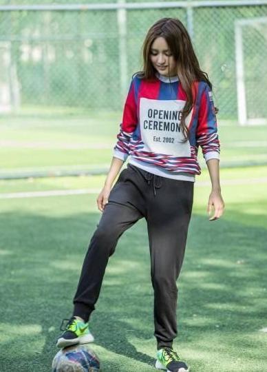 曾是足球俱乐部美女老板,豪言两年内冲上中超