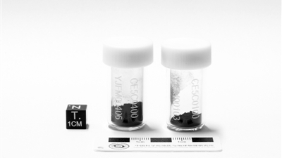 科学家从月壤里“挖”出了这些宝 科学家从月壤里“挖”出了这些宝