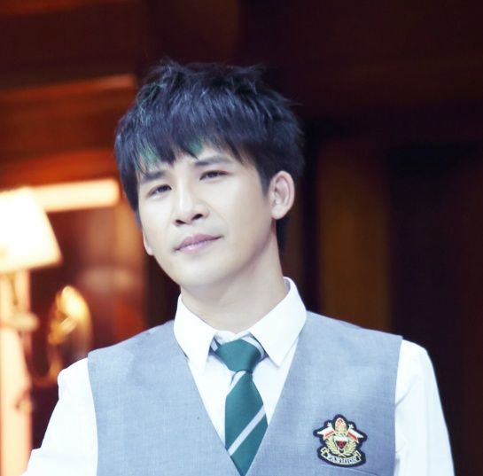 大张伟解说世界杯说错话被批,公开道歉称被骂