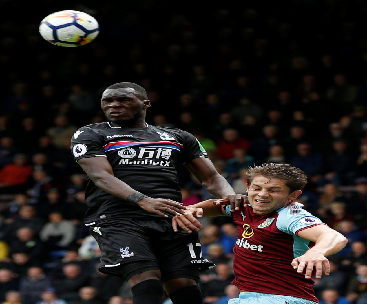 水晶宫赞助商万博体育2017-2018第五轮英超联