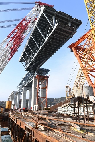 英媒:中国在亚洲百慕大造桥 材料可建8座摩天大楼