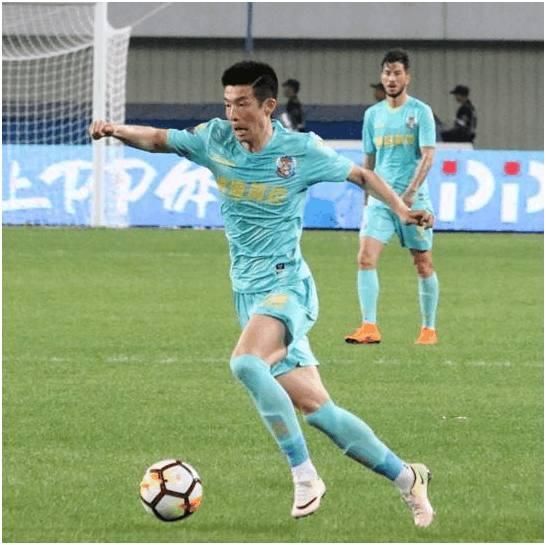 中甲赛场再现神扑,他这一脚将球队踢到了悬崖