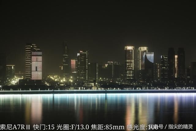 索尼和富士微单哪个画质好?