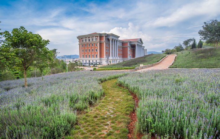 云南宰客频繁,却肆无忌惮!究竟是什么景色给这