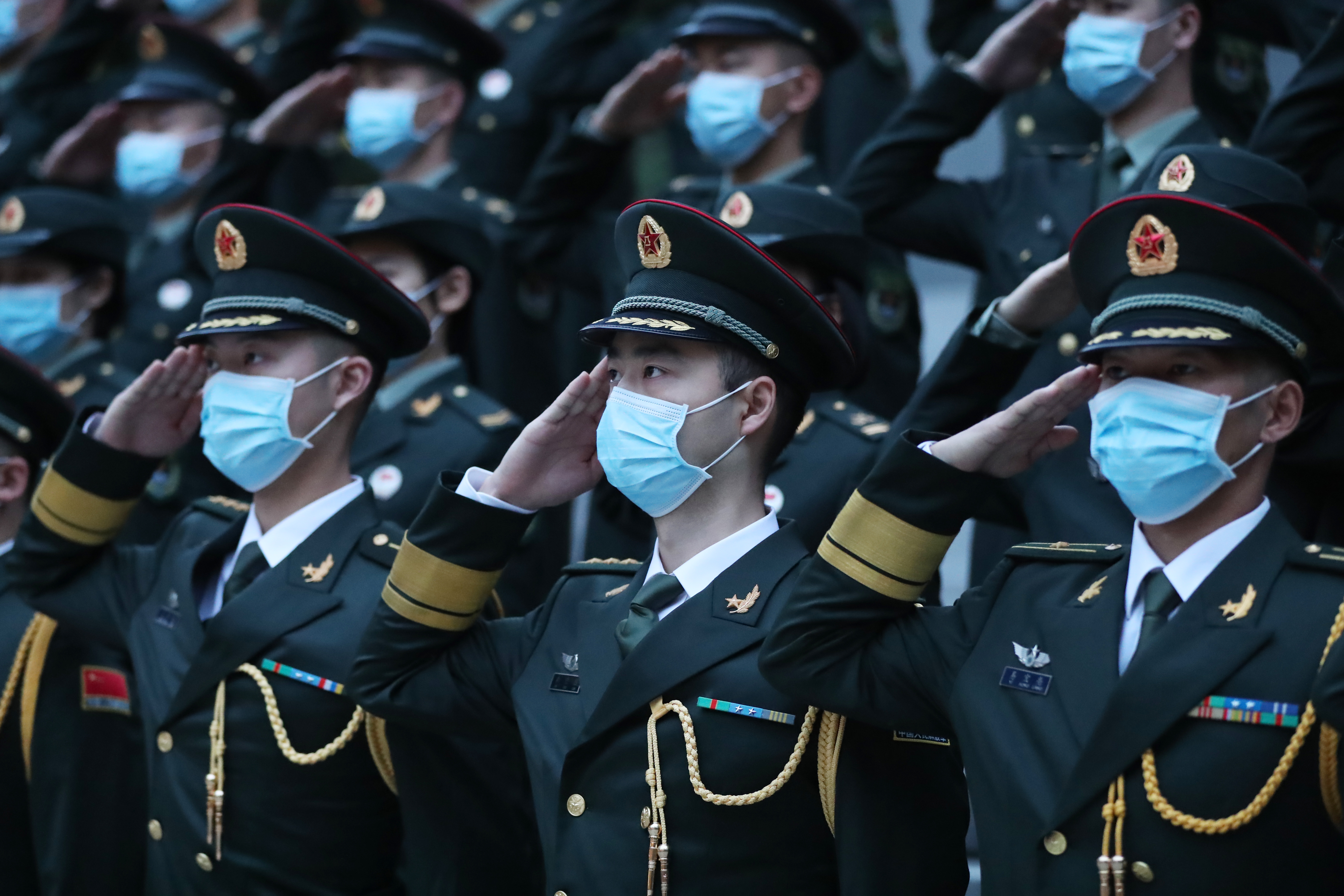 67解放军驻澳门部队举行升国旗仪式庆祝澳门回归祖国22周年