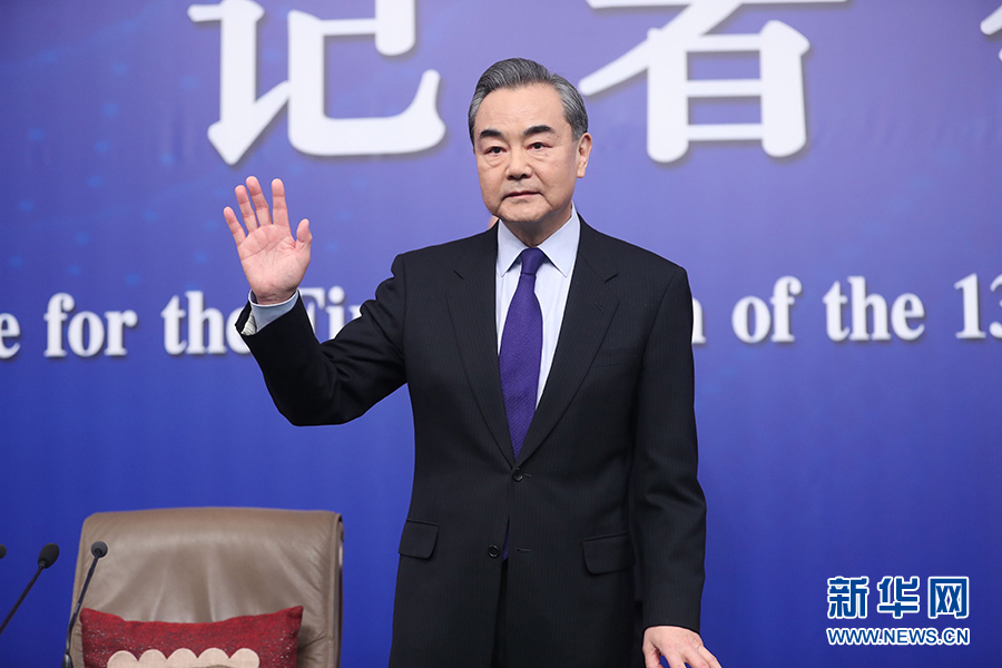 外交部部长就中国外交政策和对外关系回答记者问 外交部部长就中国外交政策和对外关系回答记者问