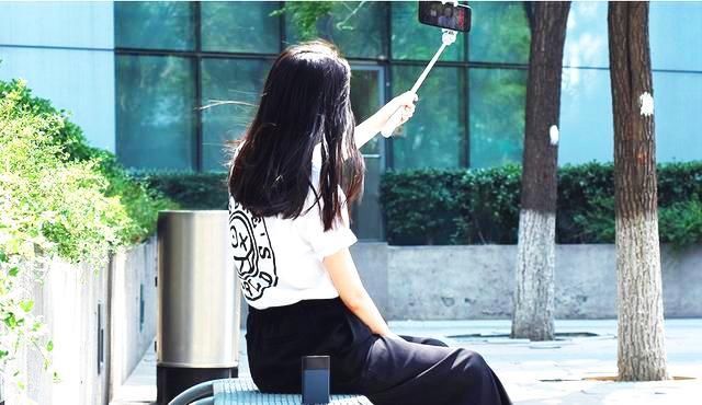 小米生态链又一佳作,紫米4G路由器面市,无线W