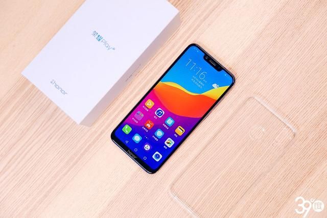 荣耀play新机开箱 2000元档单品冠军 吓人技术