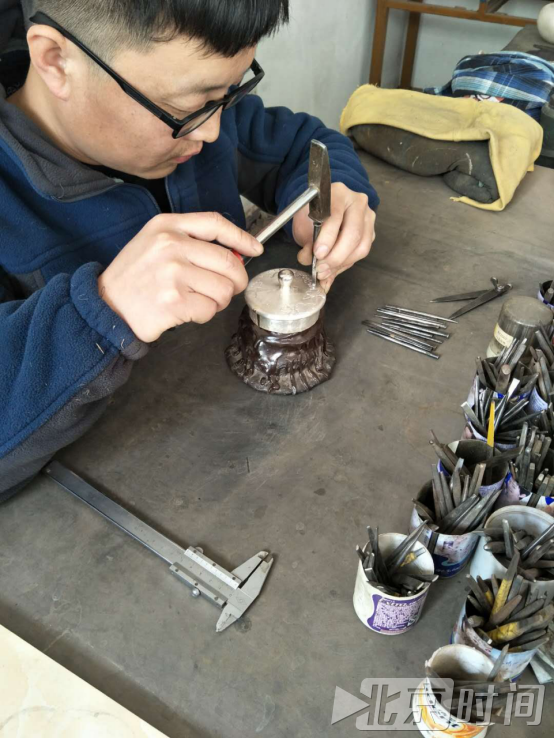 你手上的戒指原来是这样加工的!怪不得那么贵! 你手上的戒指原来是这样加工的!怪不得那么贵!