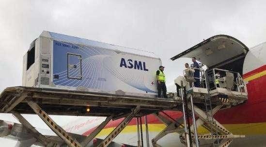 10亿拿下光刻机 格力开启智能芯片研发 打响中