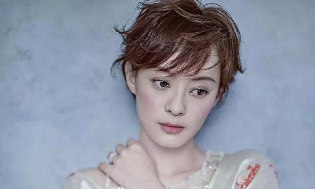 《谈判官》杨幂发际线又遭吐槽!闺蜜唐嫣刘诗