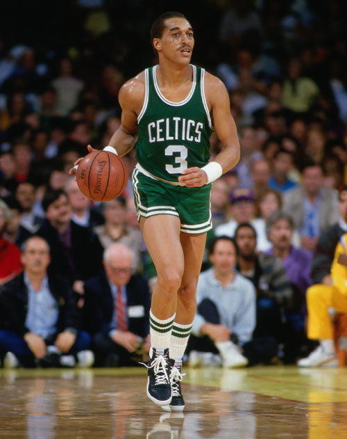 nba史上十大绝杀王:科比第四,乔丹第二