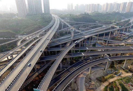 重庆最复杂立交桥 导航都被吓懵了!中国经济挑战高难度【图】 重庆最复杂立交桥 导航都被吓懵了!中国经济挑战高难度【图】
