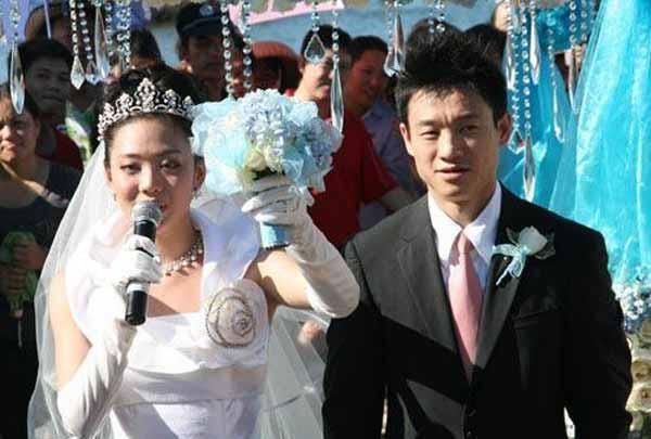 怪事!16岁的他看上了12岁的体操小丫,可为何拖