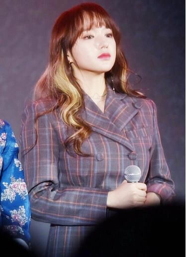 张艺兴王嘉尔程潇周洁琼《偶像练习生》导师告