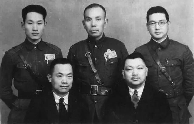 军,您肯定知道杜聿明,孙立人,戴安澜这些大名鼎鼎的名将,那么齐学启呢