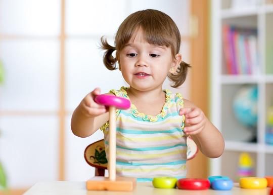 1-2岁玩什么?德国宝宝玩这这些蒙氏玩具,玩出