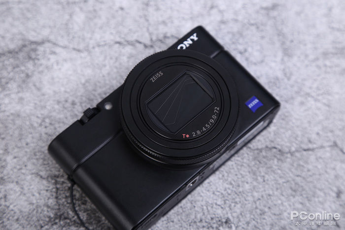 索尼黑卡RX100M6评测:短小精悍、五脏俱全