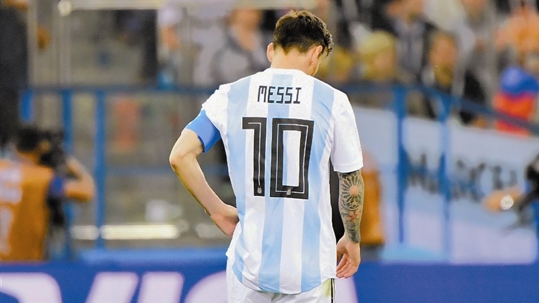 输球全赖梅西?历经8任主帅他怎能不凌乱 输球全赖梅西?历经8任主帅他怎能不凌乱