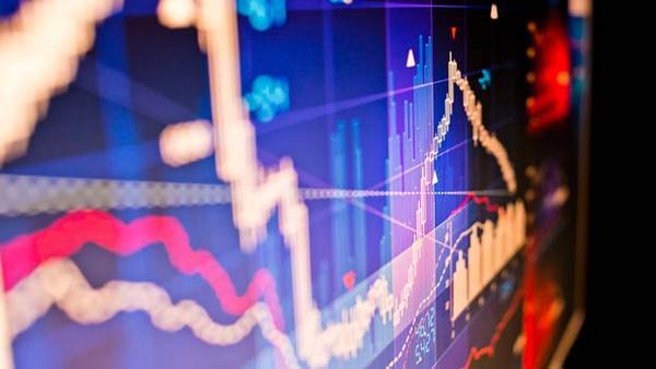 嘉行传媒股价飙至250元 诺亚财富、完美世界加