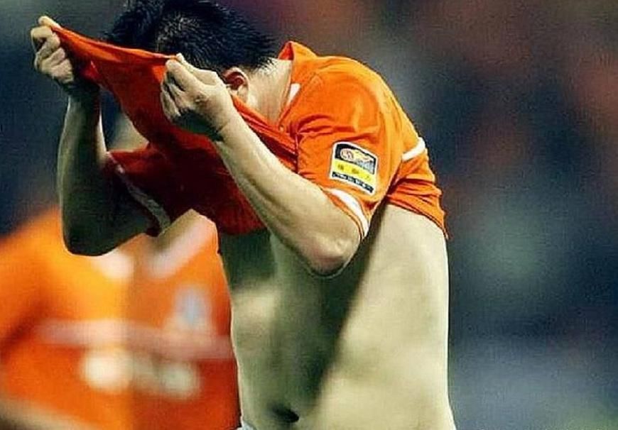 国足为何进不了世界杯了,日本教练这样说,竟让