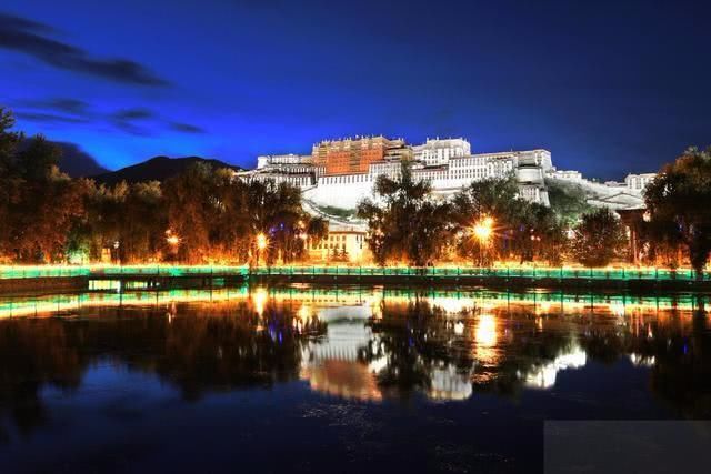 西藏布达拉宫到底是为谁建造的?答案说出来你