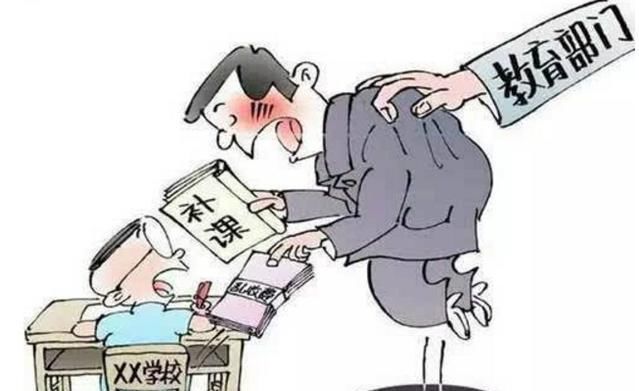 乡村教师月入三千,称养不起一个家,家长怒问:做