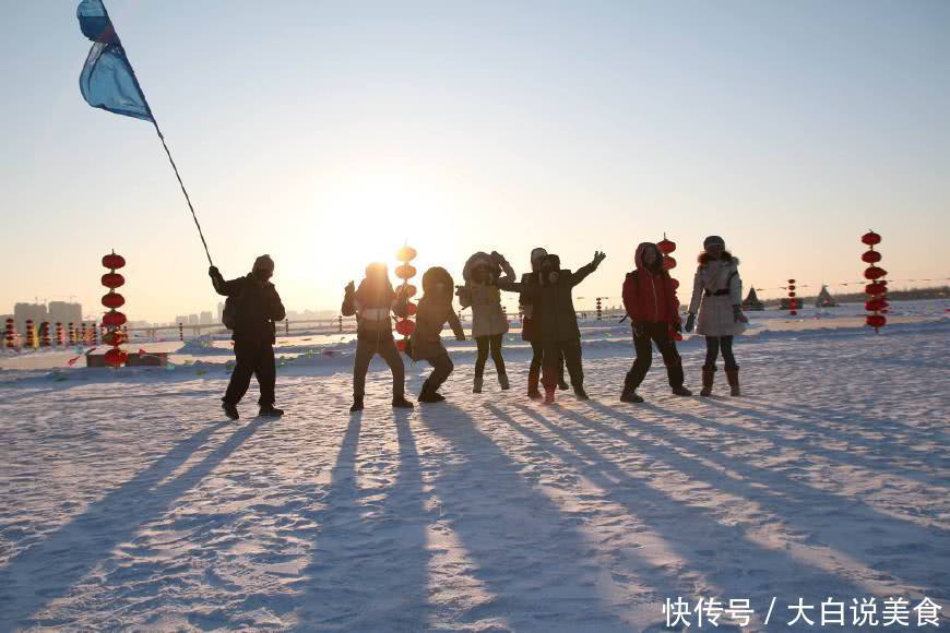 为何国内旅行团总出现宰客现象?导游:还不是你