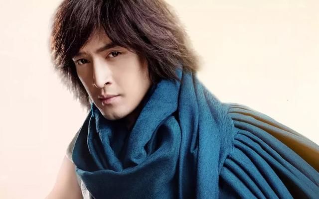 胡歌2018年新剧即将上映 新一轮的舔屏潮来临