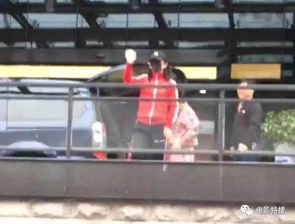 谢娜产后复出回归快乐大本营,首次公布宝宝名