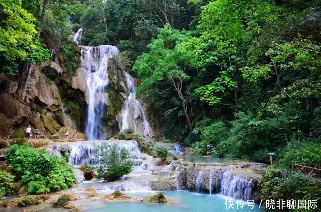 点赞!中国解放军最早驰援老挝,跟着解放军来了