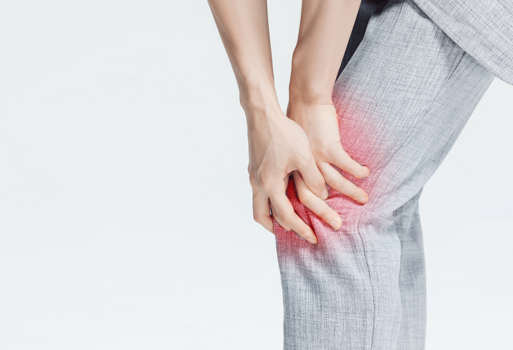 千万要注意,膝盖可能会出现这种变化!有人甚至因此不能走路