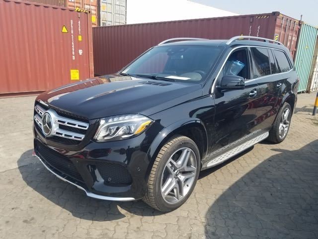 2017款疾驰GLS450加规 全尺寸七座SUV配置