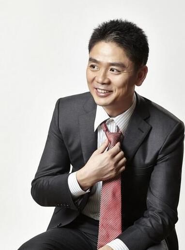 马云评价刘强东年轻,刘强东评价马云口才好,两