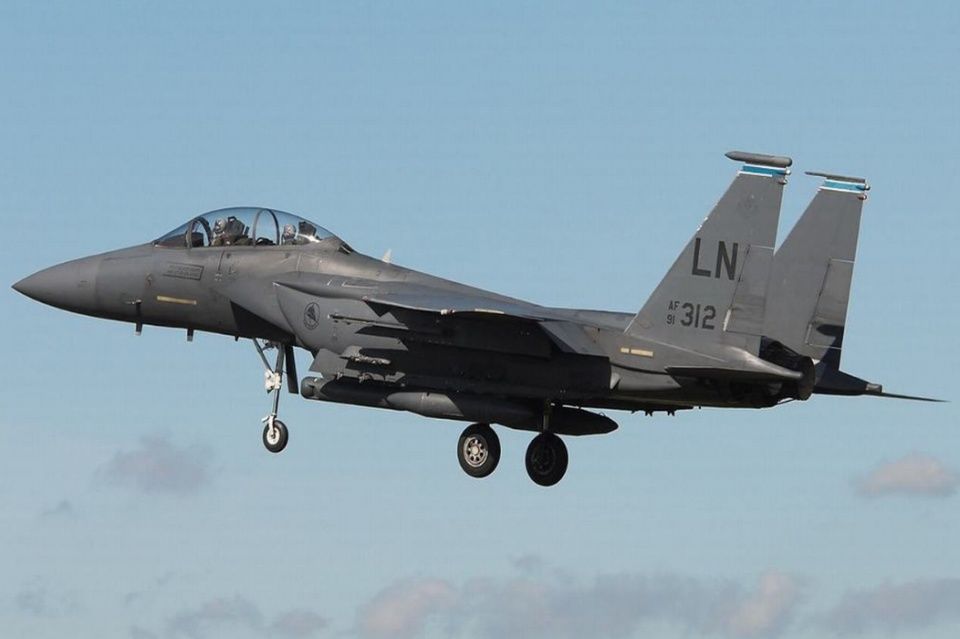 歼16战机进入中国空军服役后,到底处于什么样