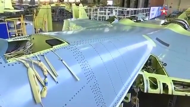 俄苏-57战机进入批量生产线