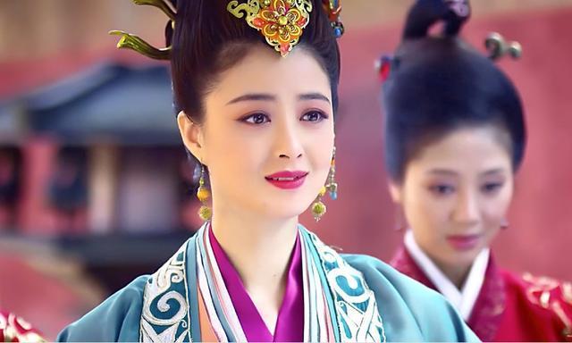 采访孙俪甄嬛 t0120426053a5862565.jpg?size=640x384