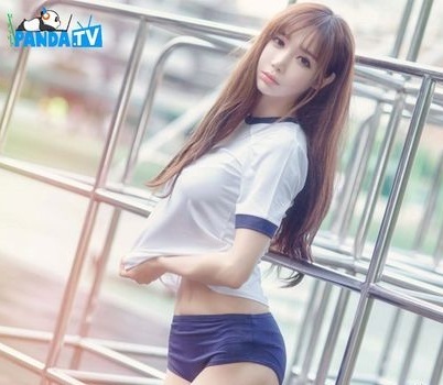 此次韩国女神超人气主播赵世熙也将在熊猫TVCJ现场闪亮登场!拥有韩国E奶性感女神之称的赵世熙,直播中性感火辣的舞姿更是让宅男粉丝们欲罢不能!此次CJ将会为大家带来哪些精彩的表演呢,观看女神的小伙伴们准备好纸巾哦。