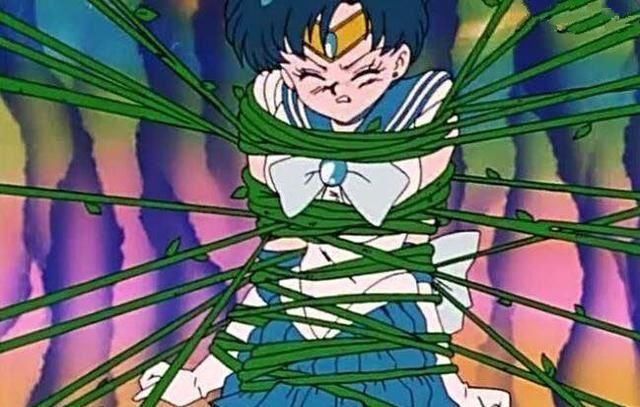 盘点动漫中少女被敌人抓住捆绑的截图,作者你