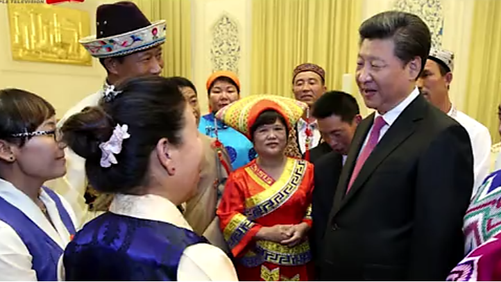 《56个民族儿女寄语十九大》第一期第1集 哈萨克族：冬窝子越来越温暖