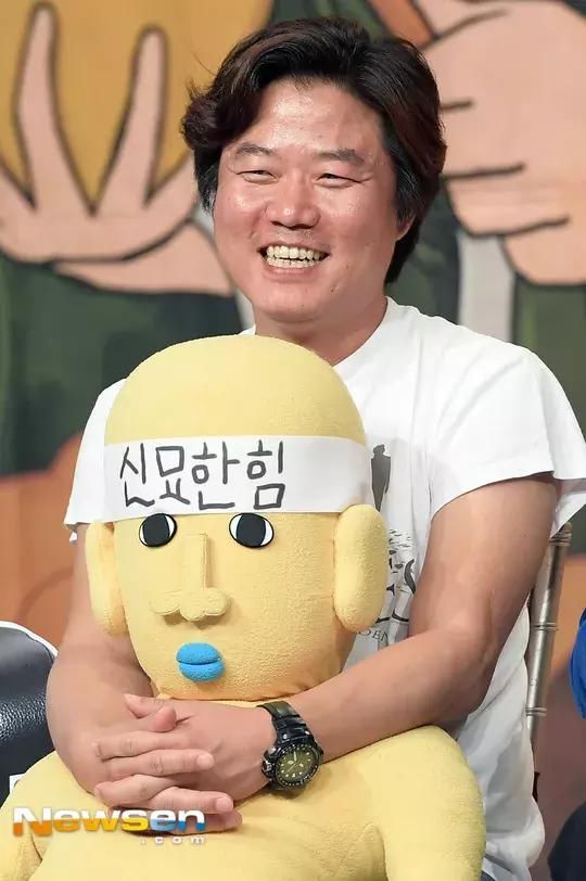 他俩不愧是韩国综艺界两大山脉!无法复制的韩