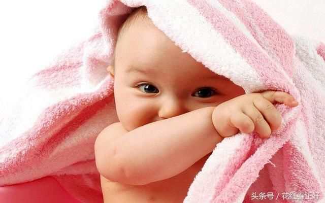 聪明的宝宝有这6中特征,看看你家宝宝中了几条