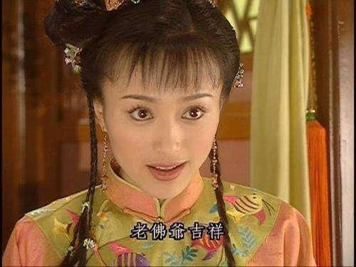 快40岁秦岚脸崩 网友:像刘晓庆,鼻子里塞的啥