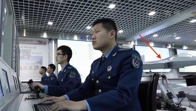 为何我军歼20不怕F22?为打隐身飞机咱们煞费