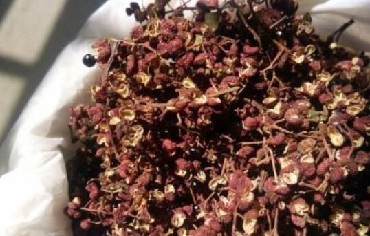 花椒生姜一起煮水喝,湿气6天去根,存了