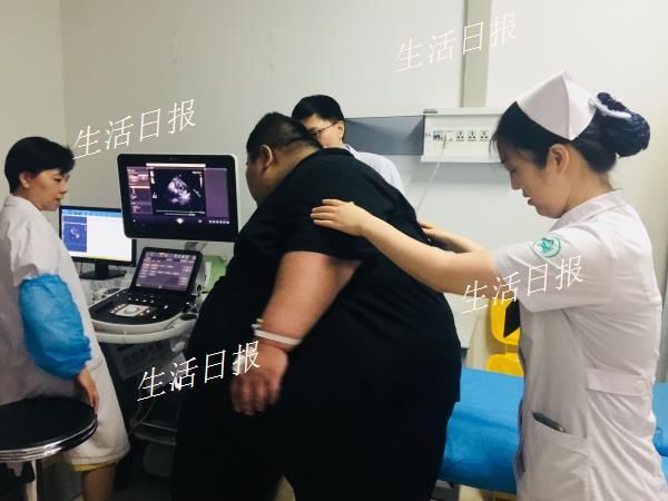 668斤山东第一胖!靠直播成网红养活自己,现在