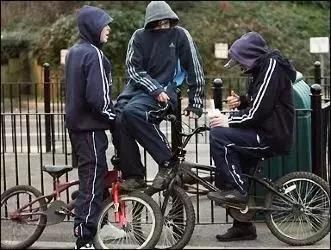 普京态度:足球流氓们快点签承诺,别给我在201