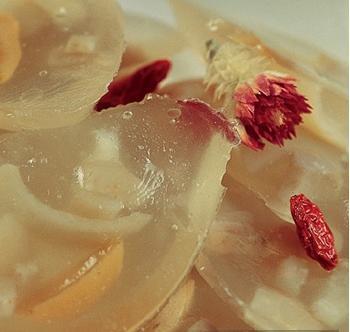 女人月经量少怎么办?来大姨妈喝点它,温补气血