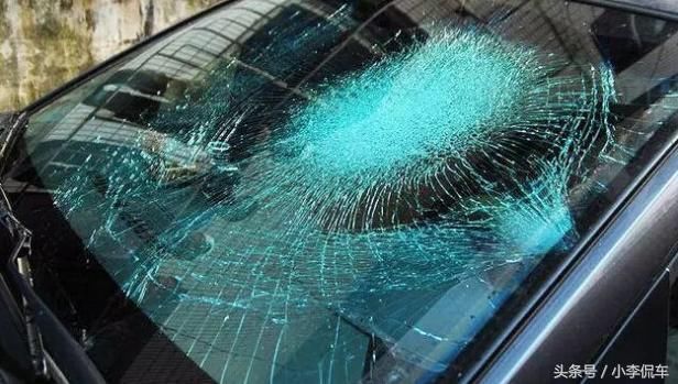 新车第二年续保时,这5种险完全可以不用买,买